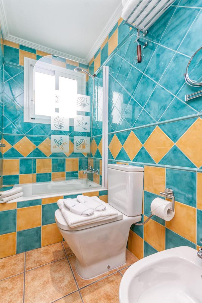 Boutique Hotel Pueblo Бенальмадена Экстерьер фото