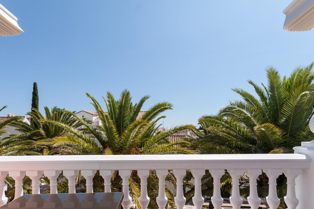 Boutique Hotel Pueblo Бенальмадена Экстерьер фото