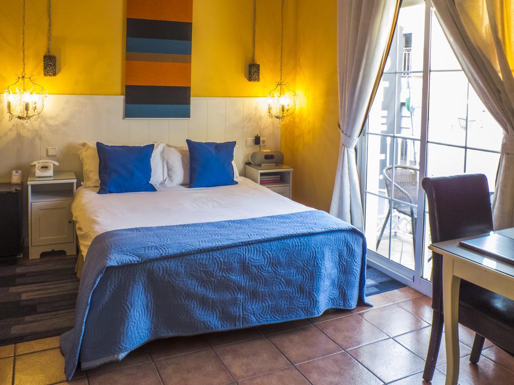 Boutique Hotel Pueblo Бенальмадена Экстерьер фото