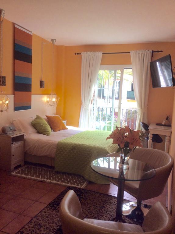 Boutique Hotel Pueblo Бенальмадена Экстерьер фото