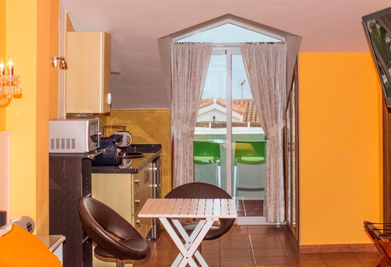 Boutique Hotel Pueblo Бенальмадена Экстерьер фото