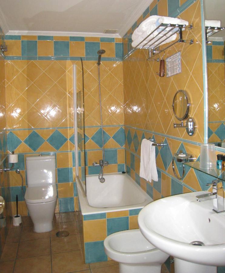 Boutique Hotel Pueblo Бенальмадена Экстерьер фото